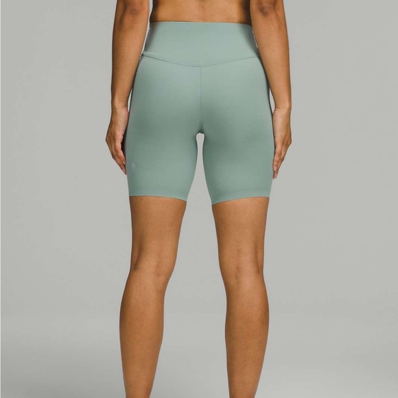 Lululemon Base Pace High-Rise Short 8" - Misty Glade - Picture 4 of 8